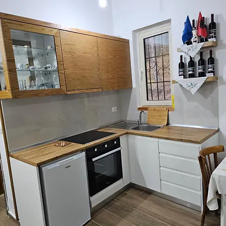 Bujtinat Skenderi 2 Hébergement de vacances *